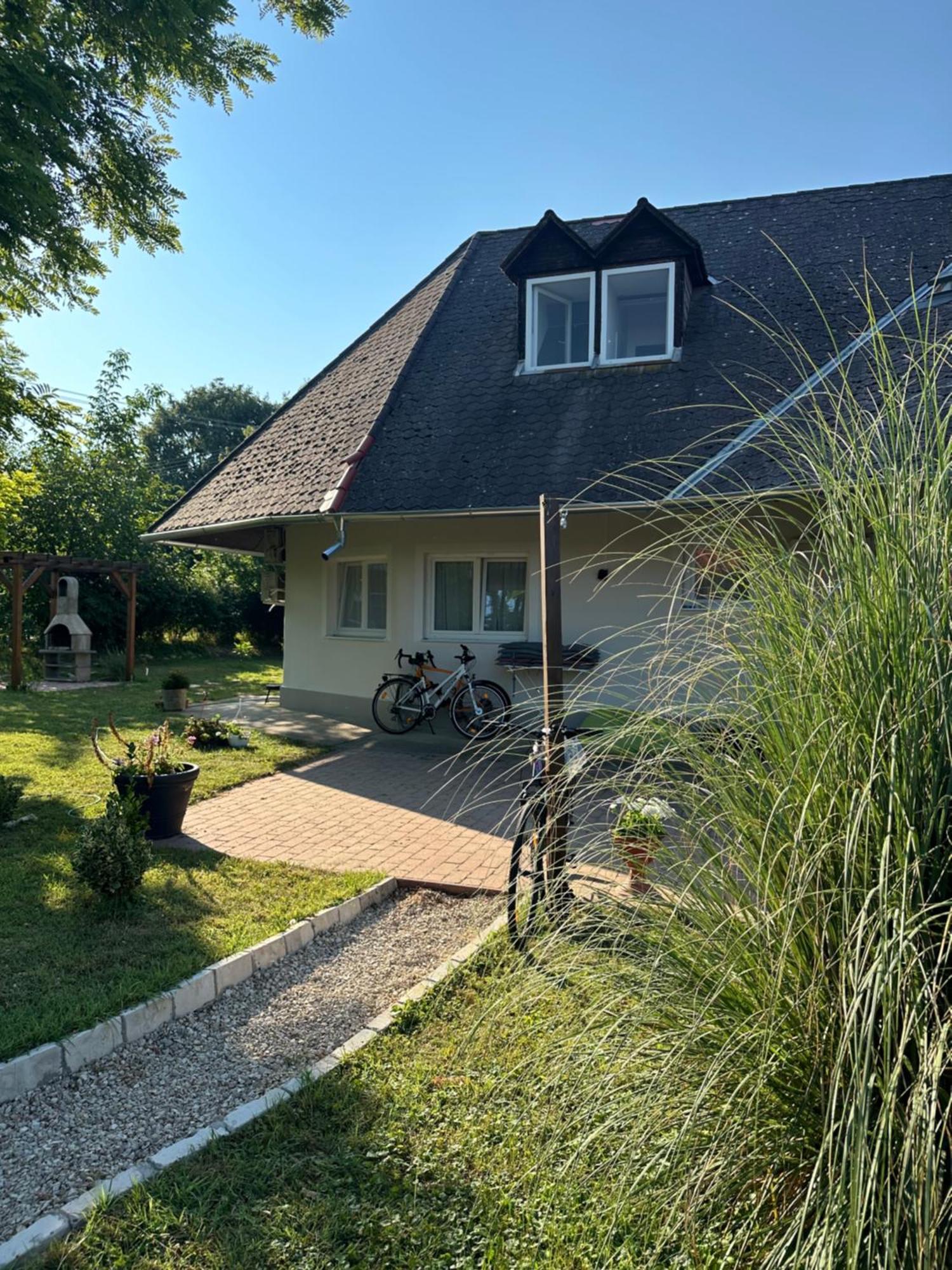Levendulakert Siófok Apartmanház Exterior foto